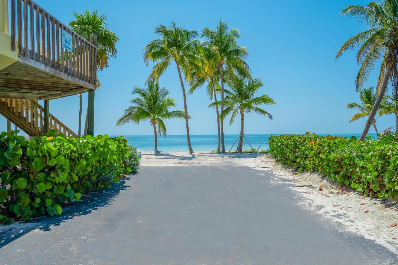 Coco Plum Beach & Tennis Club & Marina Marathon Exterior photo